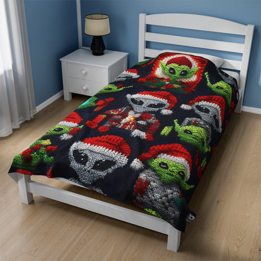Festive Alien Invasion: Intergalactic Christmas Holiday Cheer with Santa Hats and Seasonal Gifts Crochet Pattern - Velveteen Plush Blanket