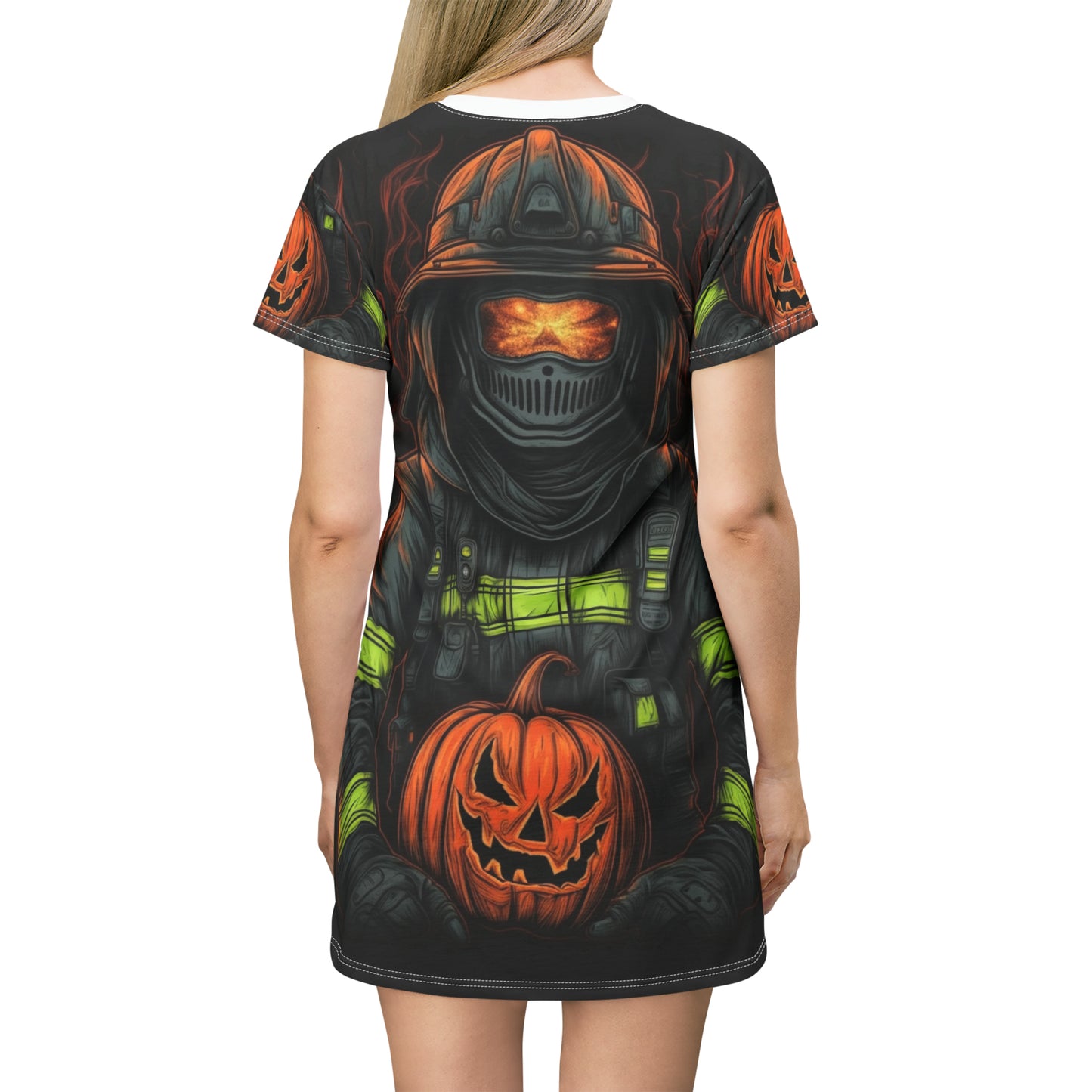 Firefighter Spooky Alert: Facing Haunted Halloween Spirits Scary Fire Pumpkin - T-Shirt Dress (AOP)