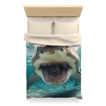 Bull Shark: River Monster Menace - Realistic Dark Water Predator - Microfiber Duvet Cover