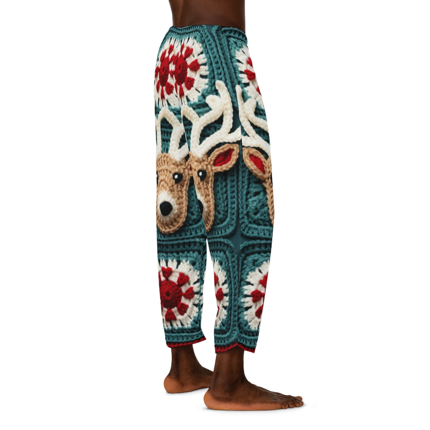 Ganchillo de reno navideño, diseño del país de las maravillas invernal, motivo de ciervo festivo. Abraza el espíritu navideño: pantalones de pijama para hombre (AOP) 