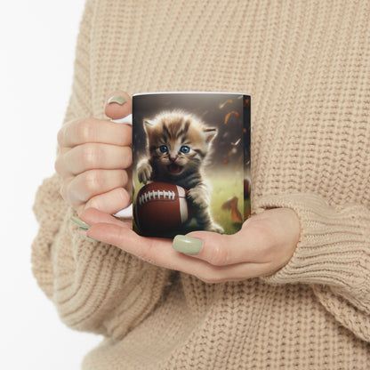 Football Kitten Touchdown: Tabby's Winning Play Sport Game - Ceramic Mug 11oz