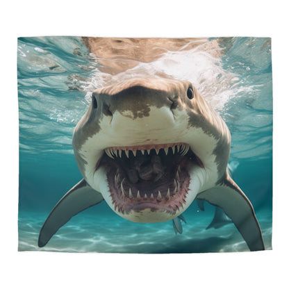 Bull Shark: River Monster Menace - Realistic Dark Water Predator - Microfiber Duvet Cover