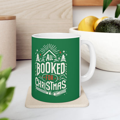 Todo reservado para Navidad: lectura festiva, invierno acogedor, gráfico de amantes de los libros de temporada, ilustración navideña alegre, taza de cerámica de 11 oz