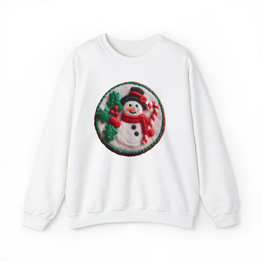 Parche bordado de muñeco de nieve festivo: Navidad Chenille Holly &amp; Candy Cane - Sudadera unisex Heavy Blend™ con cuello redondo