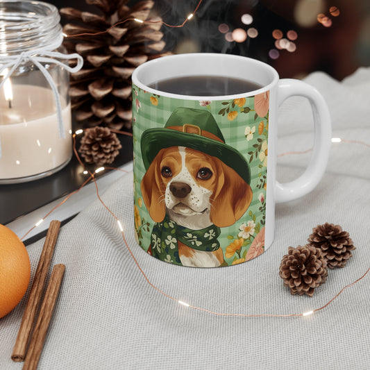 Día del Leprechaun, Perro Beagle Cachorro, Taza de Cerámica 11oz