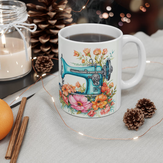 Máquina de coser azul aguamarina e ilustración floral de acuarela, artesanía artística - Taza de cerámica 11oz