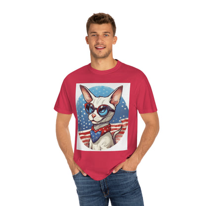 Dibujos animados patrióticos del gato siamés - Cara feliz, animación - Camiseta unisex teñida en prenda