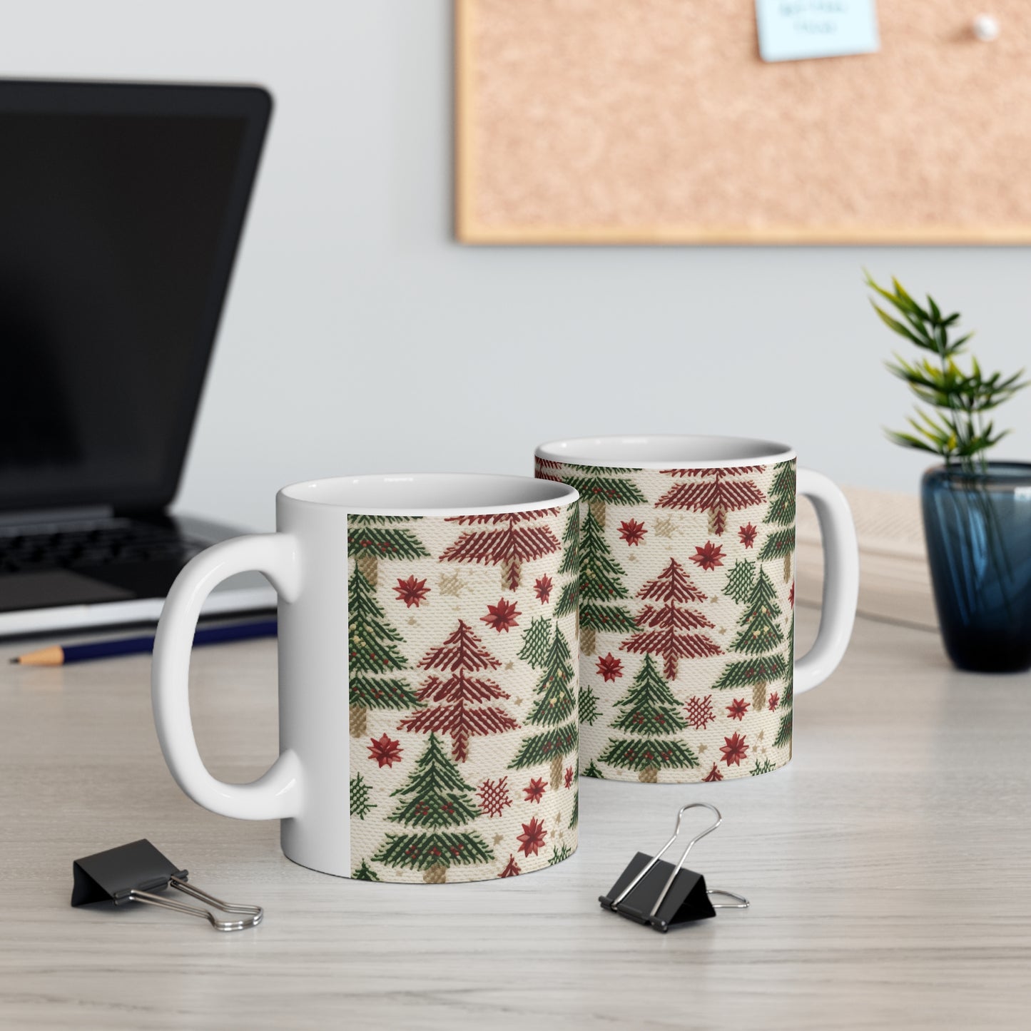 Invierno navideño bordado, costuras festivas, diseño clásico de temporada - Taza de cerámica de 11 oz 