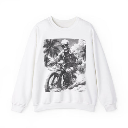 Esqueleto de motociclista con gafas de sol, montando en motocicleta en Sunset Boulevard en California, sudadera unisex con cuello redondo Heavy Blend™