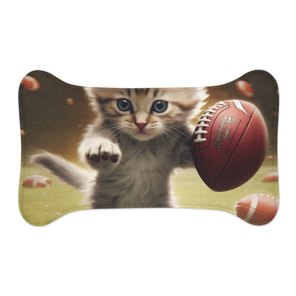 Football Kitty Fantasy: Feline Cat American Sport Quarterback - Pet Feeding Mats