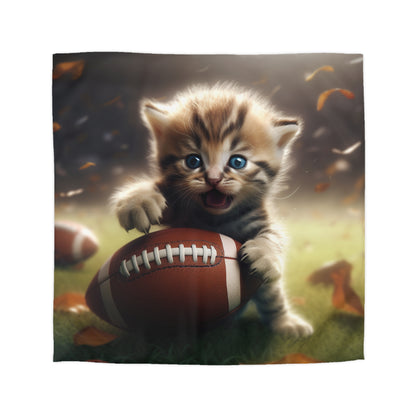 Football Kitten Touchdown: Tabby's Winning Play Sport Game - Microfiber Duvet Cover