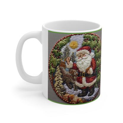 Ganchillo de pinos de Papá Noel, bosque festivo, árbol de Navidad y Claus, paisaje navideño - Taza de cerámica 11oz 