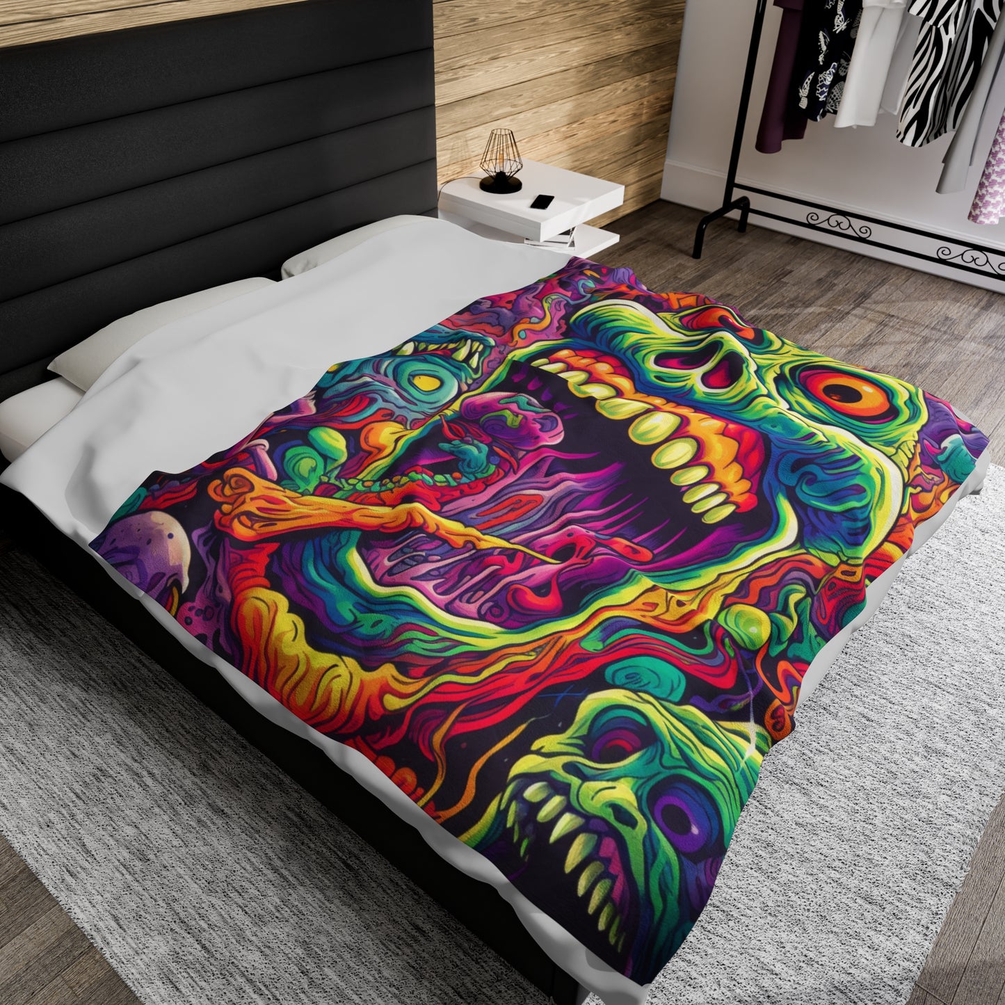 Super trippy and psychedelic Skull, Velveteen Plush Blanket