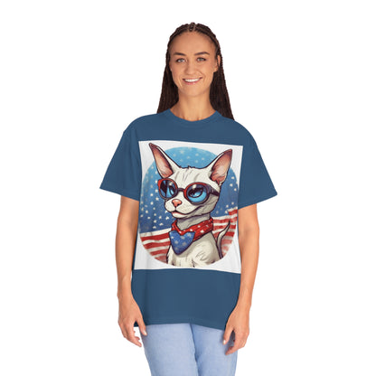 Dibujos animados patrióticos del gato siamés - Cara feliz, animación - Camiseta unisex teñida en prenda