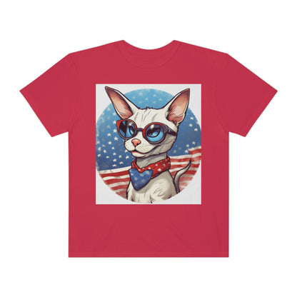 Dibujos animados patrióticos del gato siamés - Cara feliz, animación - Camiseta unisex teñida en prenda