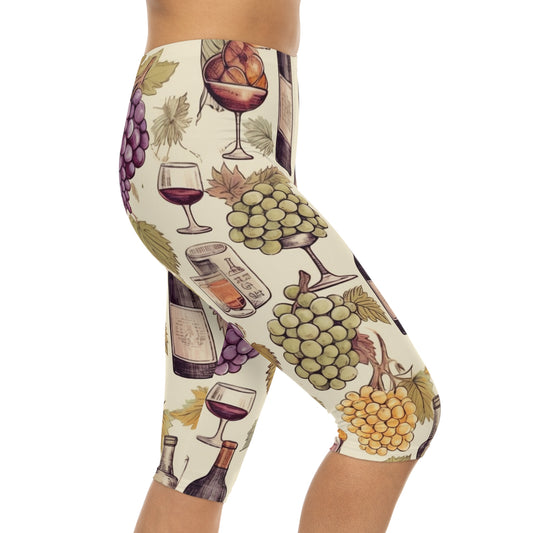 Wine Lovers Theme: Varieties of Wine, Grapes & Vineyards Design Women’s Capri Leggings (AOP)