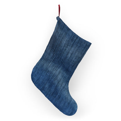 Indigo Splash: Ensueño de mezclilla lavada en azul profundo - Medias de Navidad 