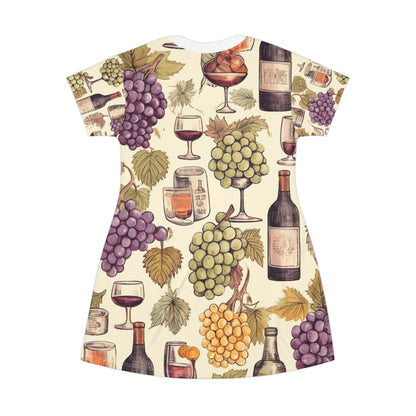 Wine Lovers Theme: Varieties of Wine, Grapes & Vineyards Design T-Shirt Dress (AOP)