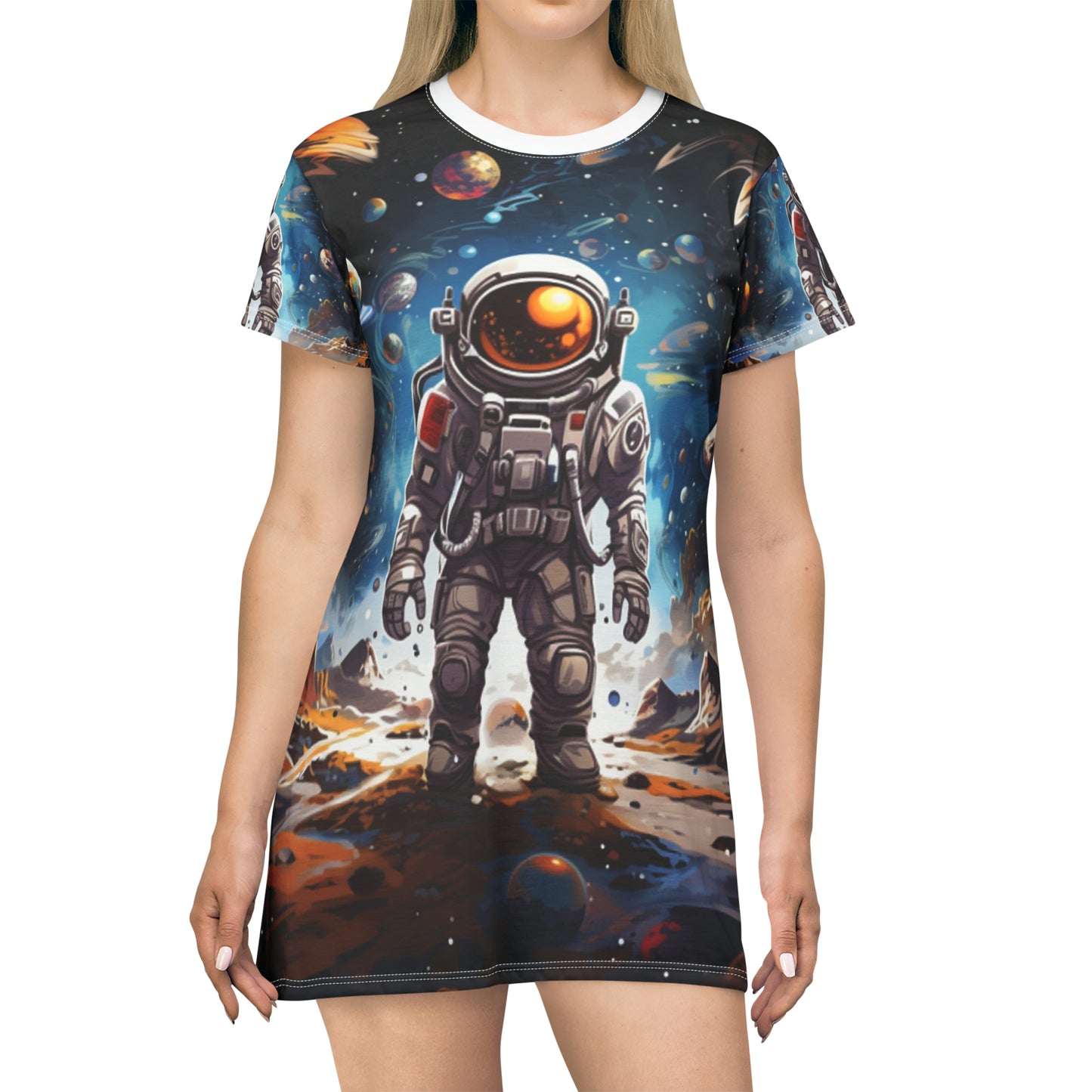 Viaje Galáctico: Viaje de Astronauta en Exploración Cósmica de Estrellas Celestiales - Vestido tipo camiseta (AOP) 