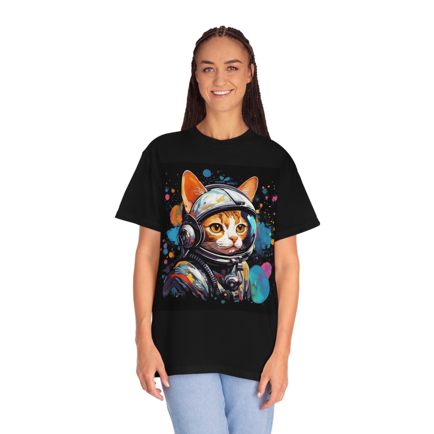 Astro Cat Adventure Feline - Arte pop, flotando en el espacio cósmico - Camiseta unisex teñida de prendas