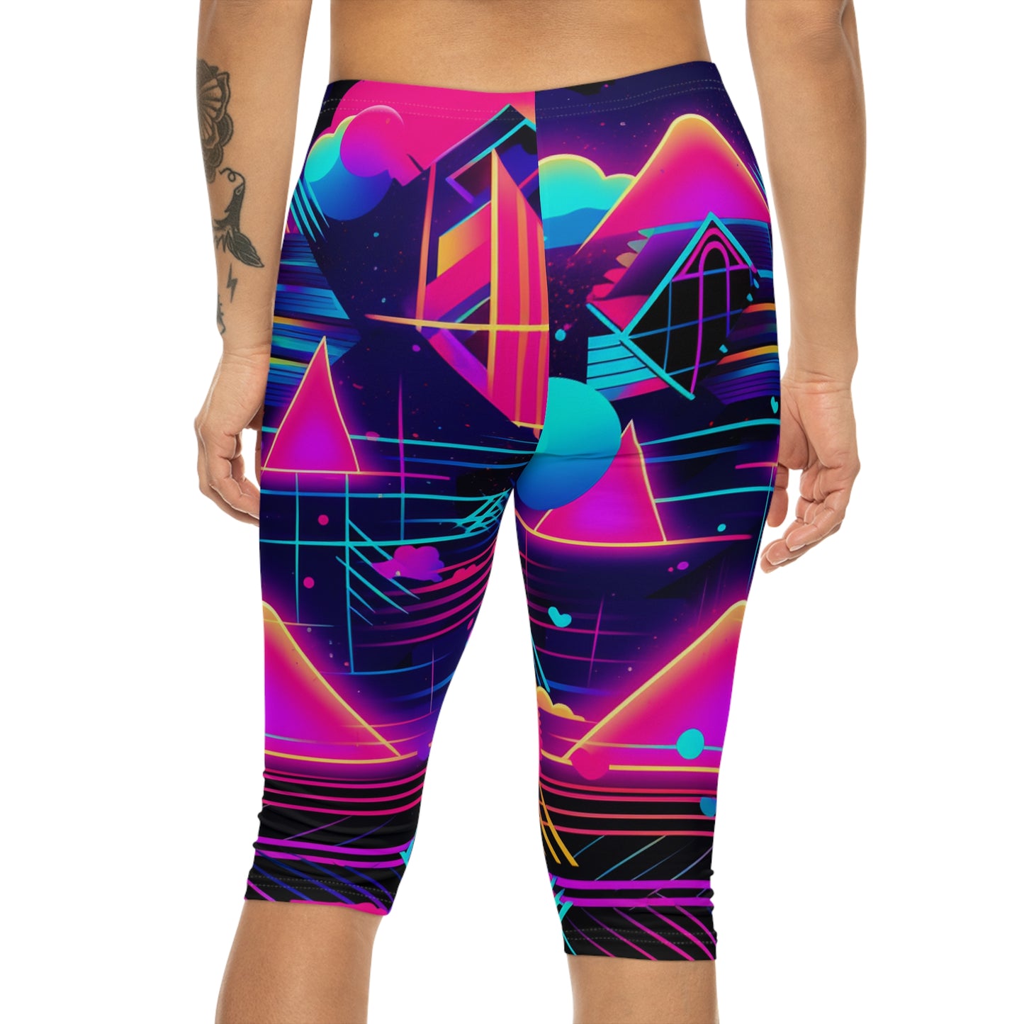 80s Synthwave Retro-Futuristic Inspired Pattern Design Women’s Capri Leggings (AOP)