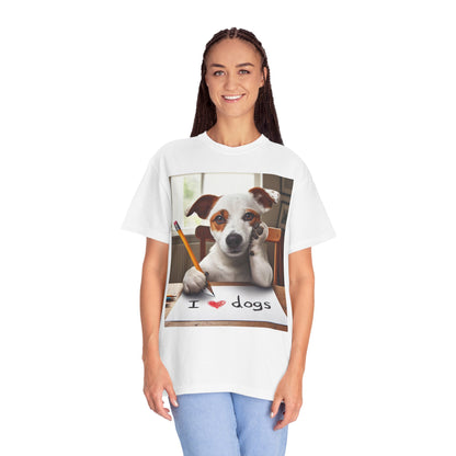 Adorable perro escribiendo Me encantan los perros, linda mascota con ilustración de lápiz, arte amante de los animales, canino juguetón - camiseta unisex teñida de ropa 