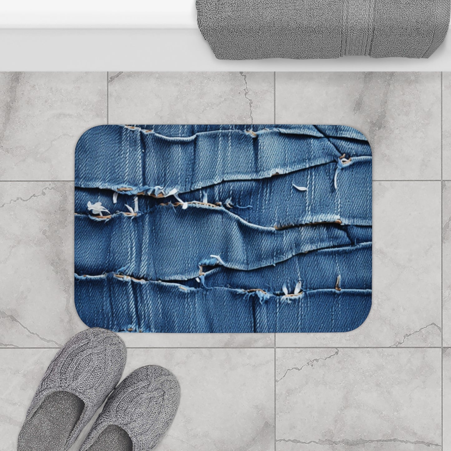 Denim desgastado azul medianoche: diseño resistente, rasgado y elegante - Alfombra de baño