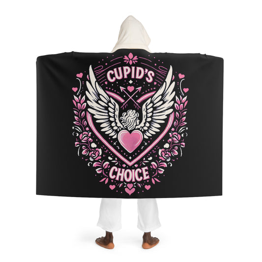 Cupidos Choice Crest con corazón y alas - Amor y romance temática de San Valentín - Manta polar Sherpa con capucha