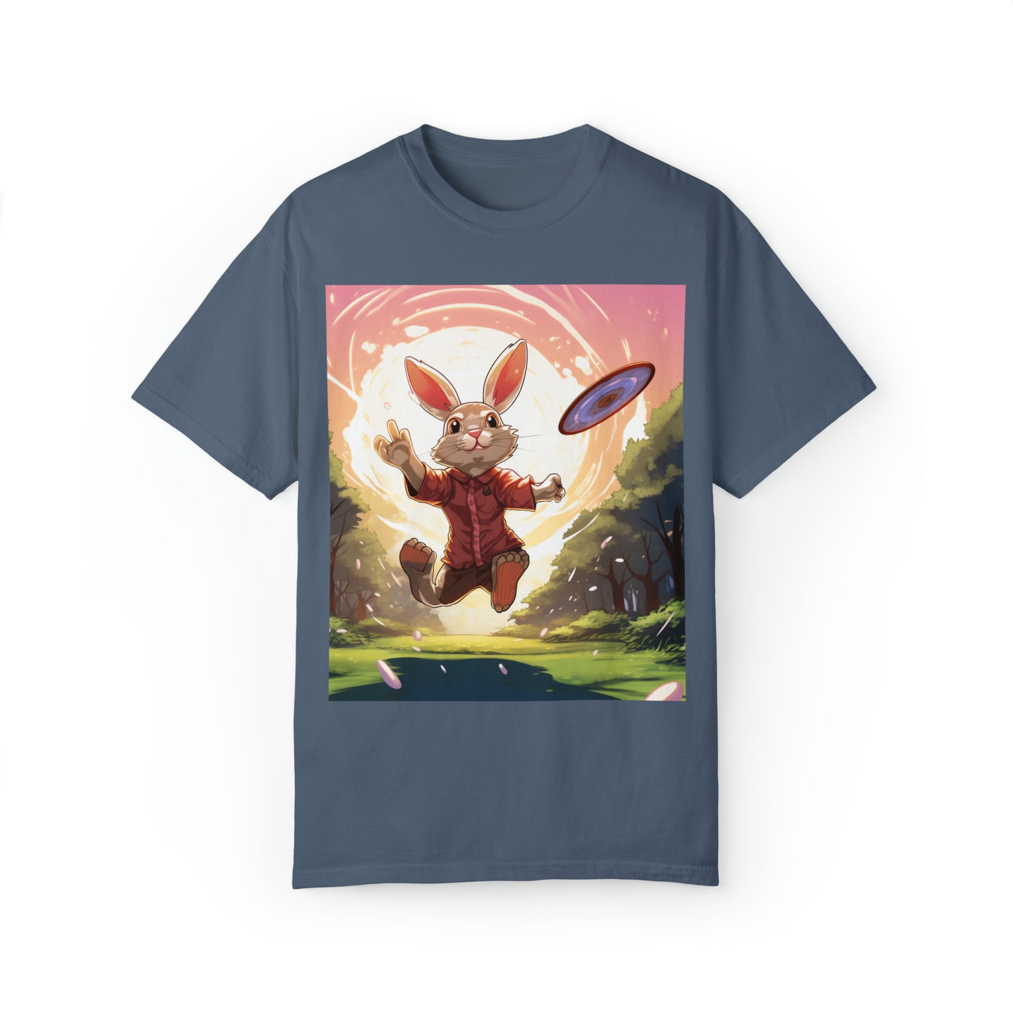 Disc Golf Rabbit: Bunny Aiming Frisbee for Basket Chain - Unisex Garment-Dyed T-shirt