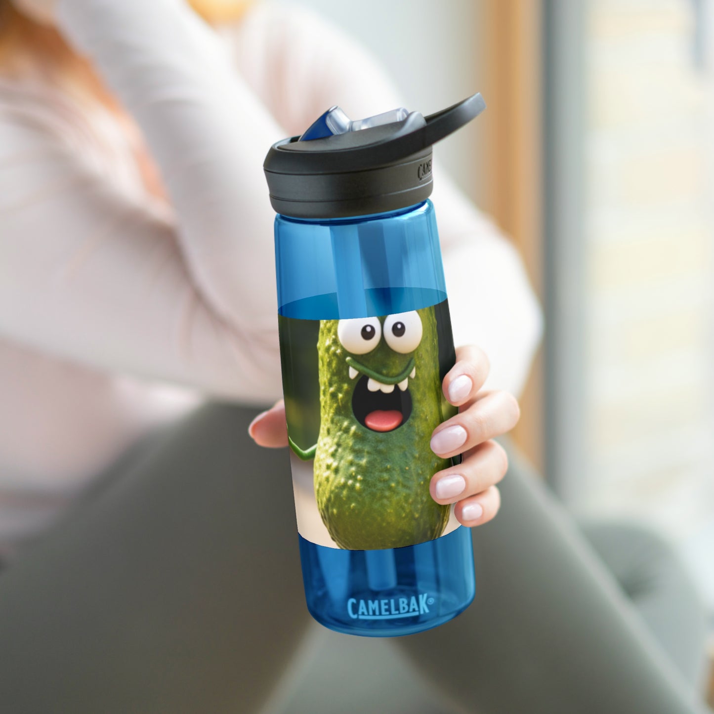 Pickle Playing Pickleball: サーブ、パドル、ゲーム - コート スポーツ - CamelBak Eddy® ウォーターボトル、20 オンス\25 オンス