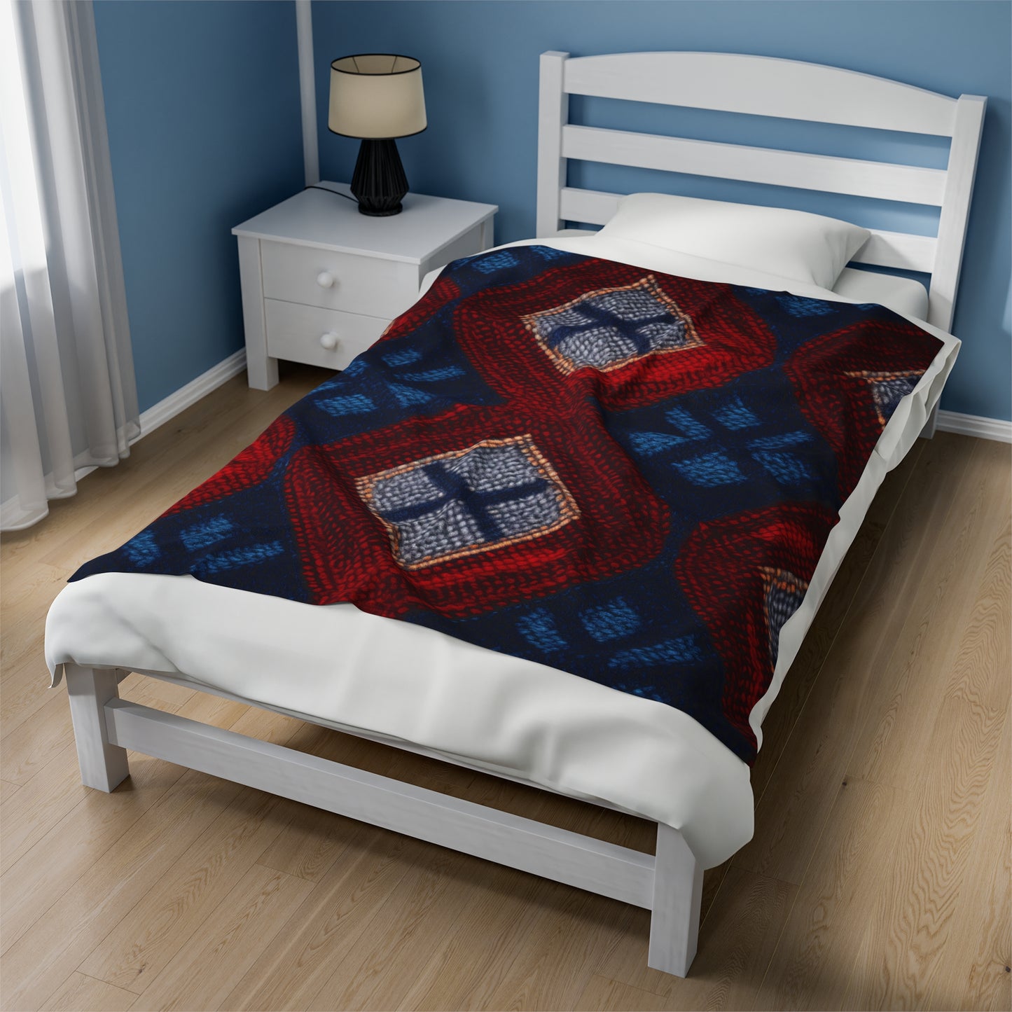 Moquette Majesty: Red & Blue Woolen Wonders - Velveteen Plush Blanket