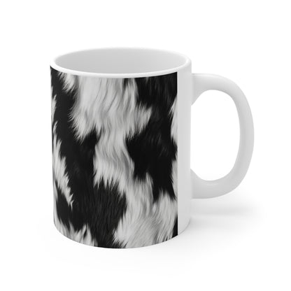 Piel de vaca sobre cuero de pelo - Blanco y negro - Estilo de diseñador - Taza de cerámica 11oz 