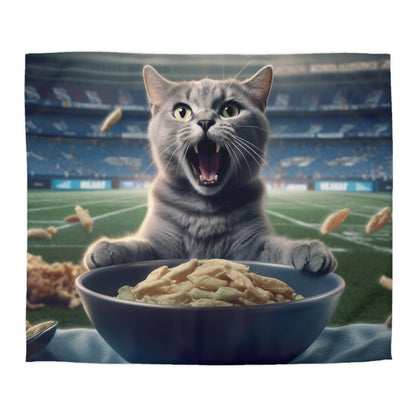 Halftime Football Feline: Screaming Sports Fan Cat Stadium Food Kitten - Microfiber Duvet Cover