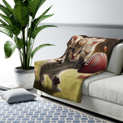 Football Kitty Fantasy: Feline Cat American Sport Quarterback - Sherpa Fleece Blanket