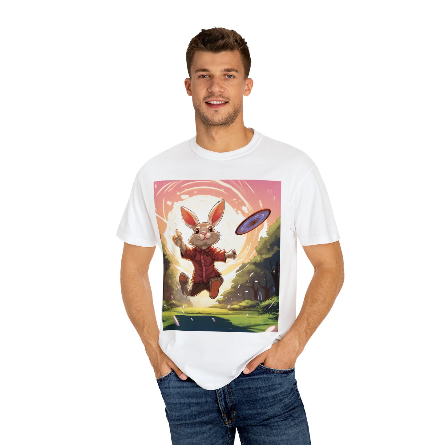 Disc Golf Rabbit: Bunny Aiming Frisbee for Basket Chain - Unisex Garment-Dyed T-shirt