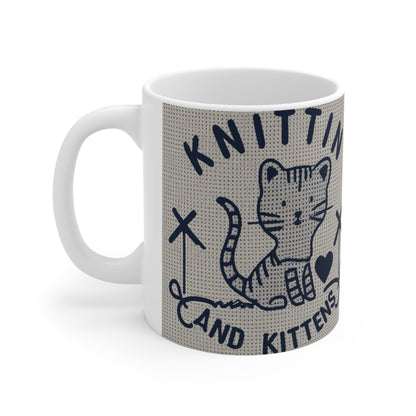 Knittin with Kittens: Cat Lover's Knitting Joy - セラミックマグ 11オンス