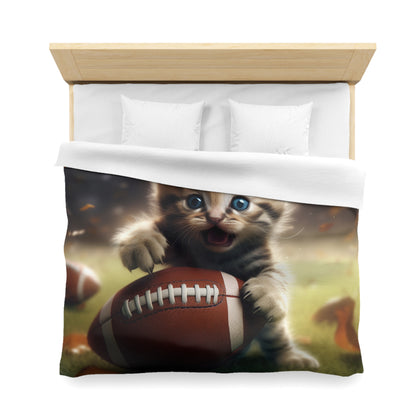 Football Kitten Touchdown: Tabby's Winning Play Sport Game - Microfiber Duvet Cover