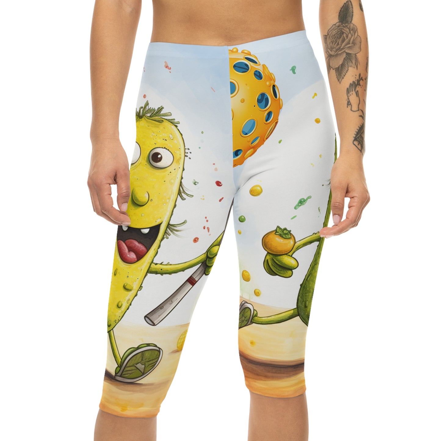 Pickleball Play: Juego de acción Pickle Sport, Fast Dink Ball - Leggings Capri para mujer (AOP) 