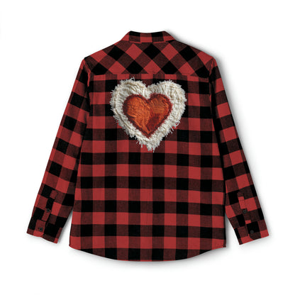 Camisa de franela con diseño rojo desgastado y blanqueado con parche de corazón 