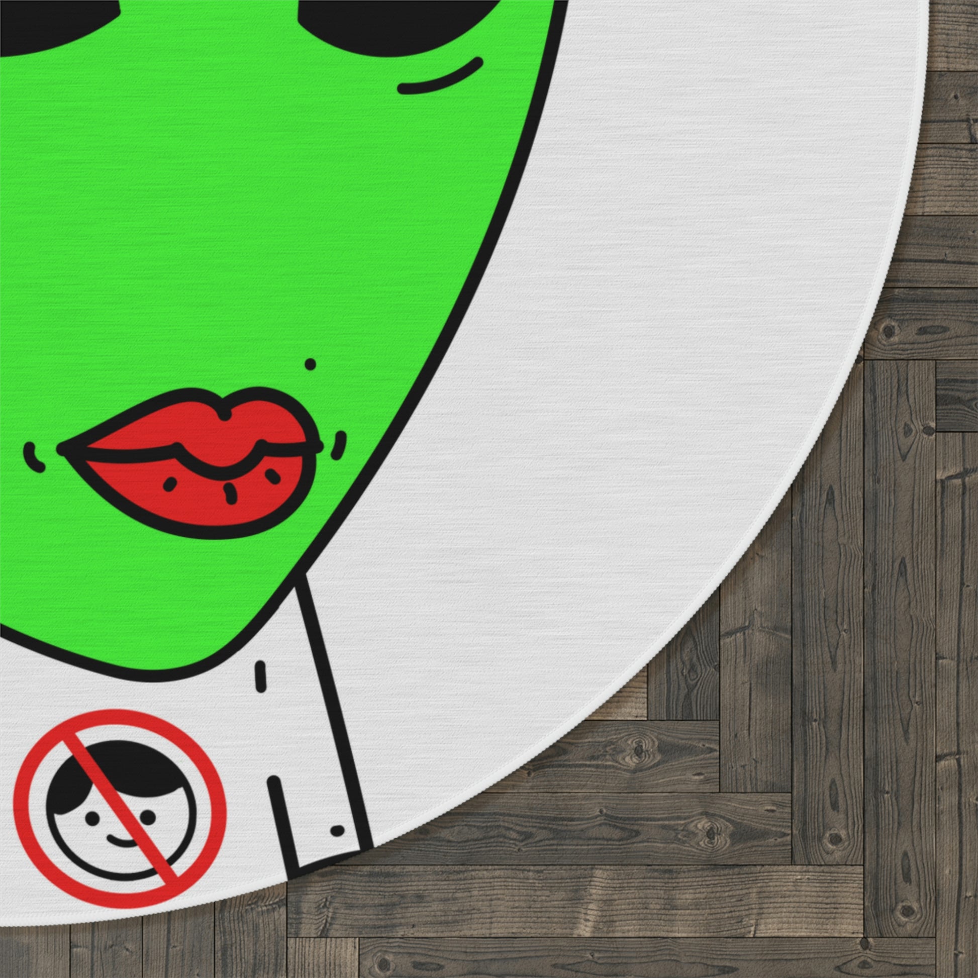 Green Alien Anti Human T Shirt Visitor Red Lipstick Round Rug - Visitor751