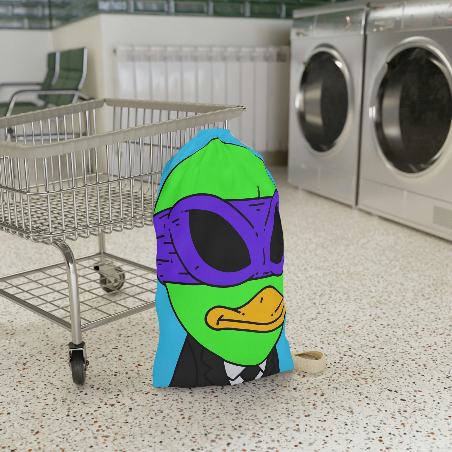 The Visitor 751 Green Alien Fashion Laundry Bag