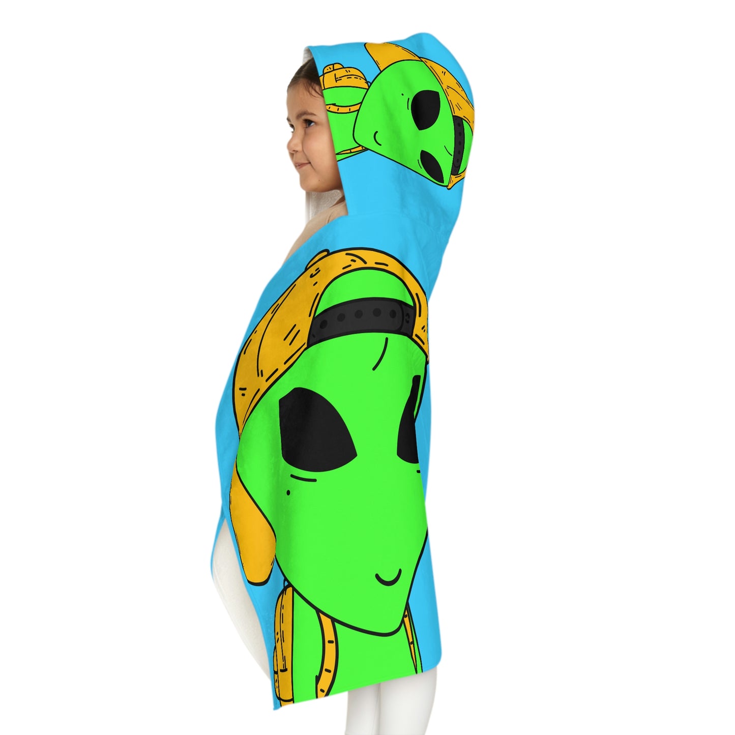 Backpacker Alien Visitor Round Youth Hooded Towel