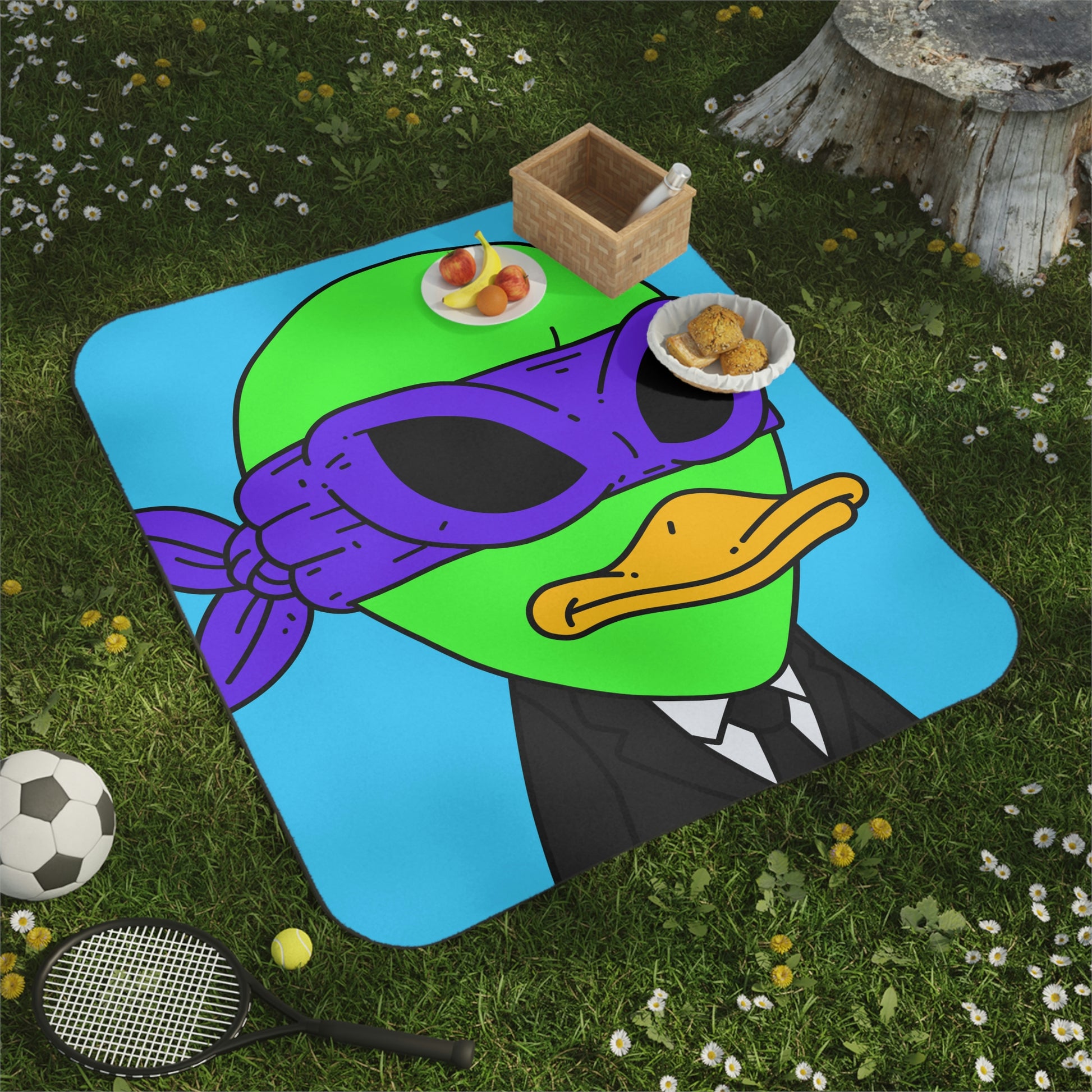 Alien Visitor 751 Picnic Blanket - Visitor751