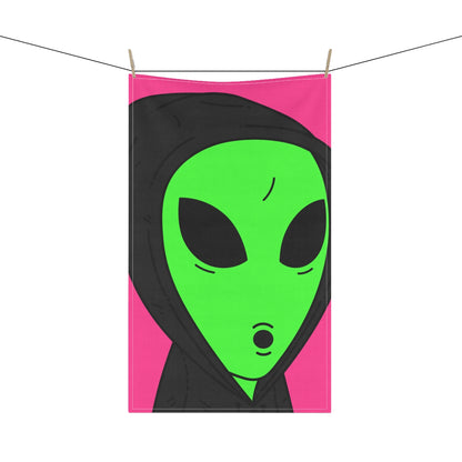 Toalla De Cocina The Visitor Green Alien Sudadera Con Capucha Negra Sobre Fondo Rosa 