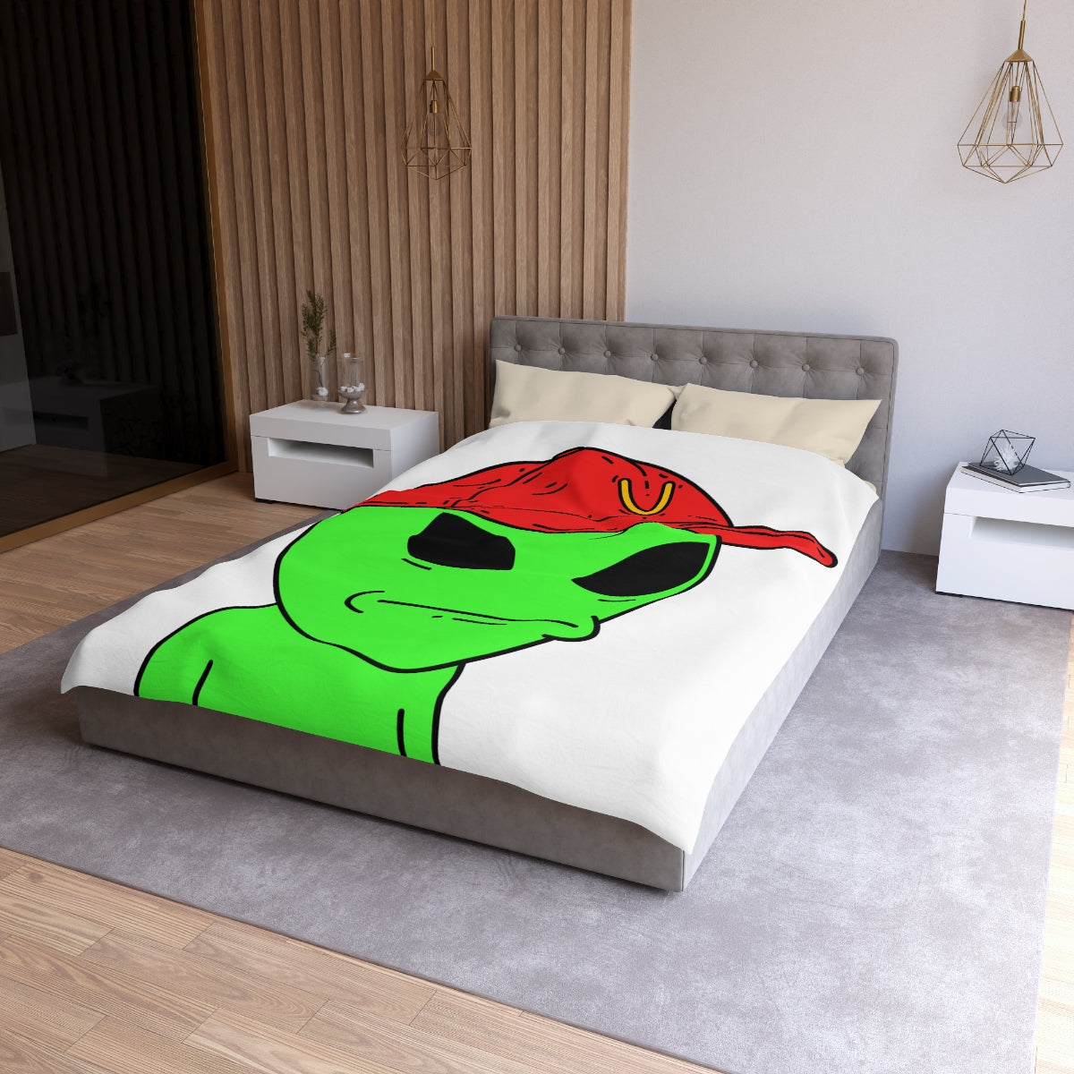 Green Visitor Alien Large Face Red V Hat Microfiber Duvet Cover