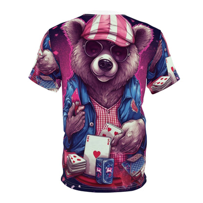 Patriotic Bear Playing Poker: A Winning Hand 独立記念日のお祝いユニセックス カットソー Tシャツ (AOP)