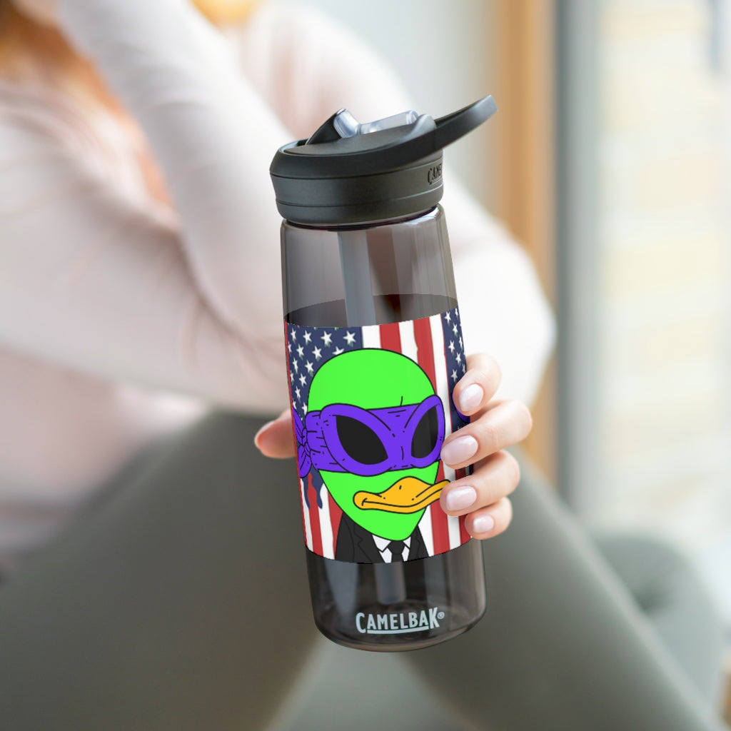 The Visitor 751 Green Alien Cartoon Anime Character Comic CamelBak Eddy®  Water Bottle, 20oz25oz