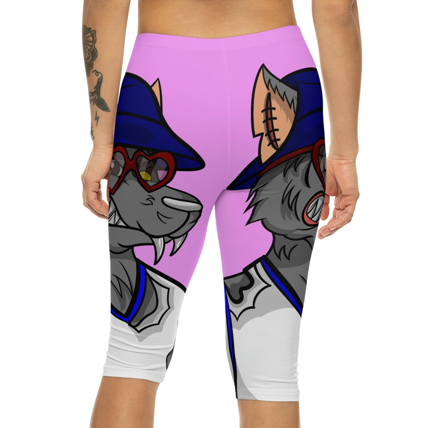 Valentine Wolf Heart Love Women’s Capri Leggings (AOP)