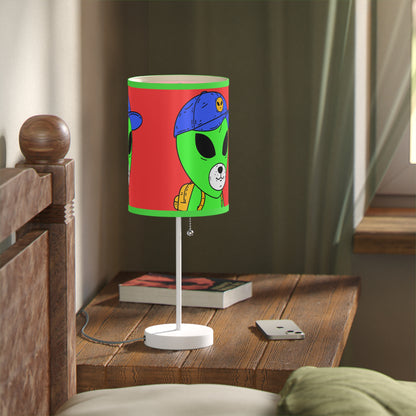 Dog Bear Mouth Alien Visitor Visi Hat Lamp on a Stand、US|CA プラグ