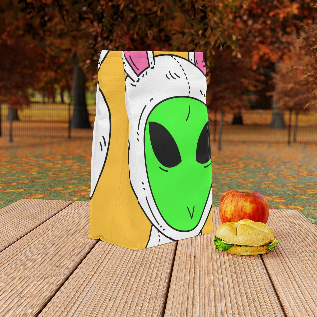 Green Alien V Face White Bunny Rabbit Visitor Polyester Lunch Bag